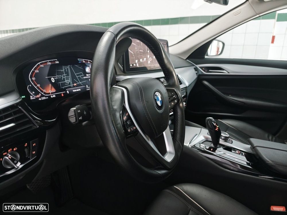 BMW 520 d Auto - 21