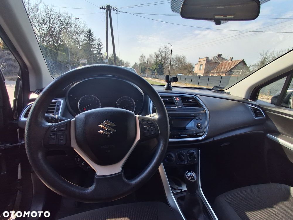 Suzuki SX4 S-Cross - 11