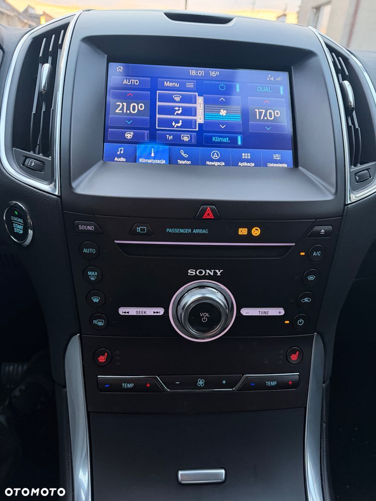 Ford S-Max - 18