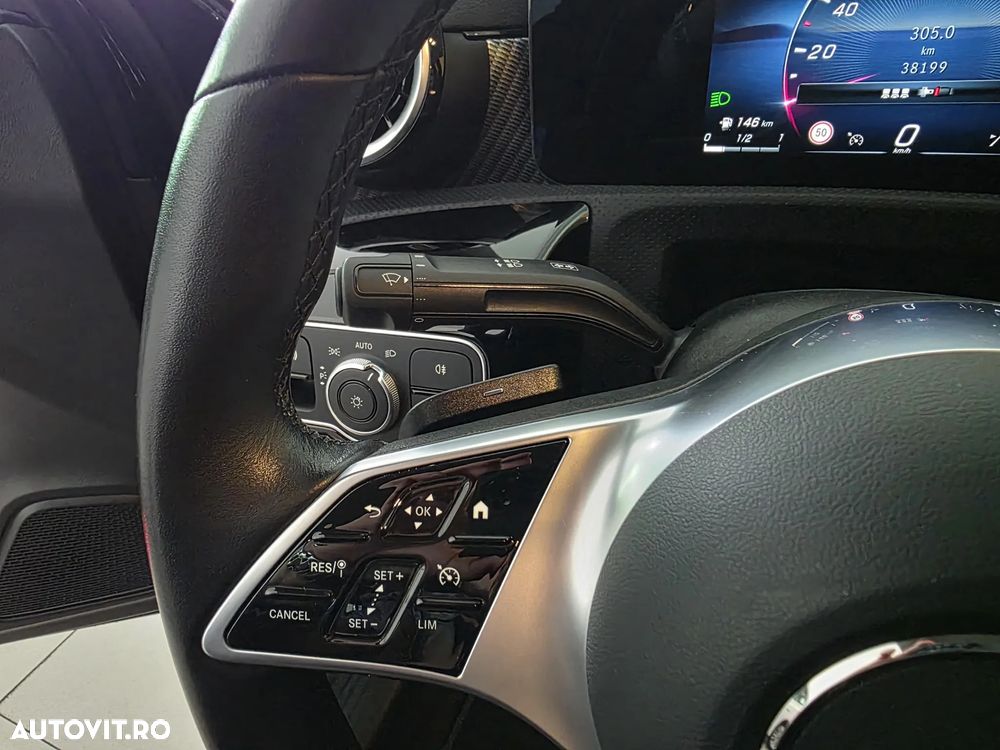 Mercedes-Benz A 200 d 4Matic 8G-DCT - 11