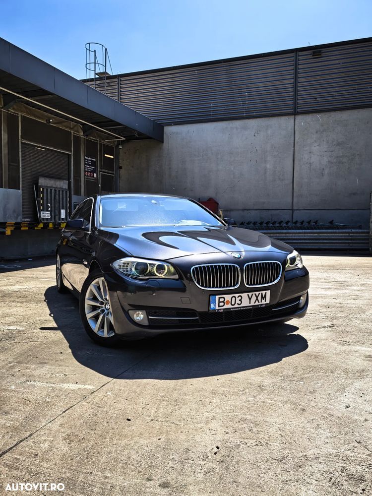 BMW Seria 5 525d xDrive - 2