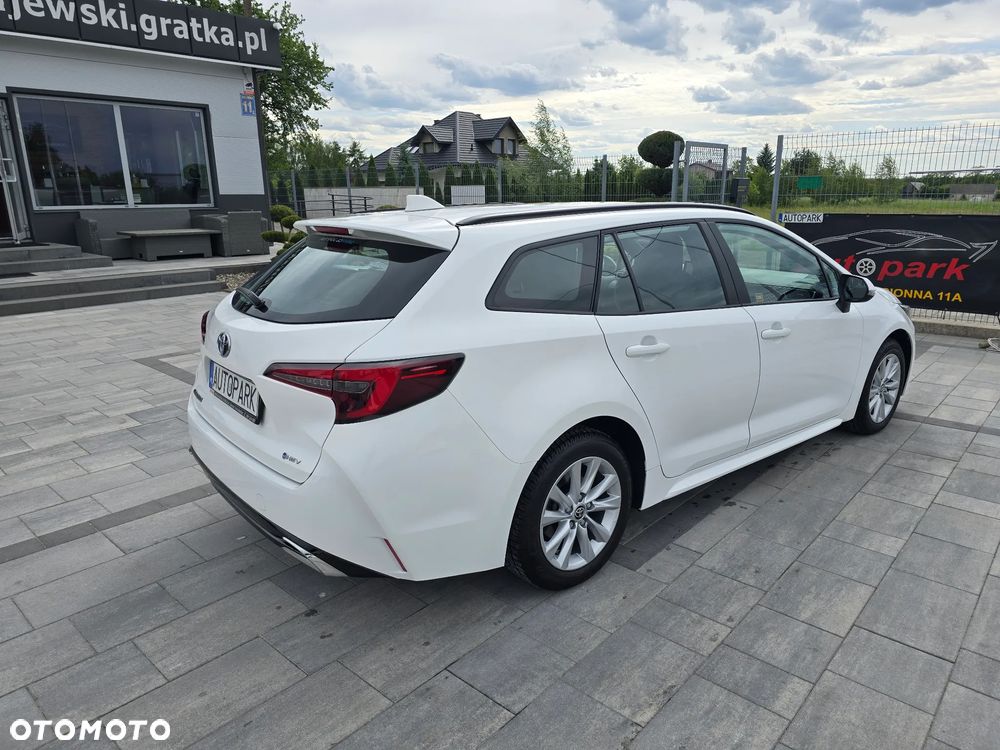 Toyota Corolla 1.8 Hybrid Comfort - 19