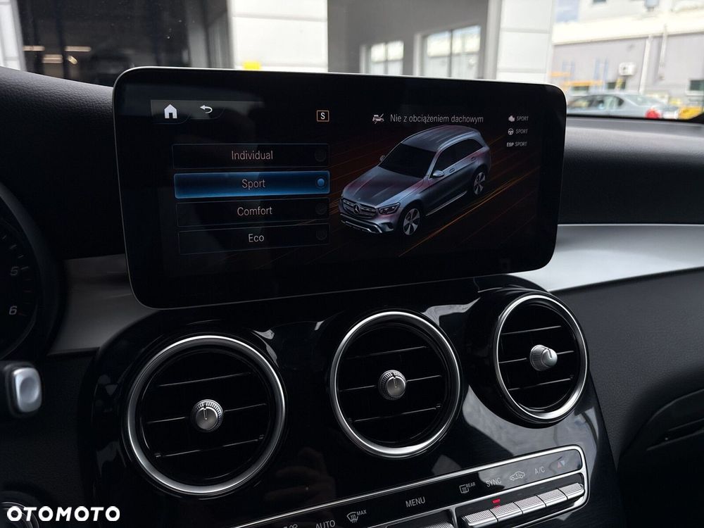 Mercedes-Benz GLC 220 d - 24