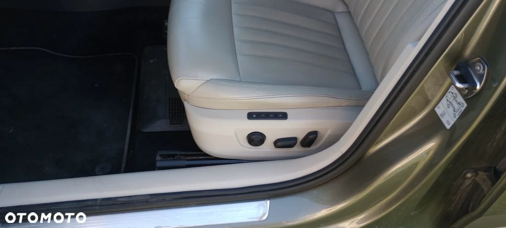 Skoda Superb 2.0 TSI L&K DSG - 13