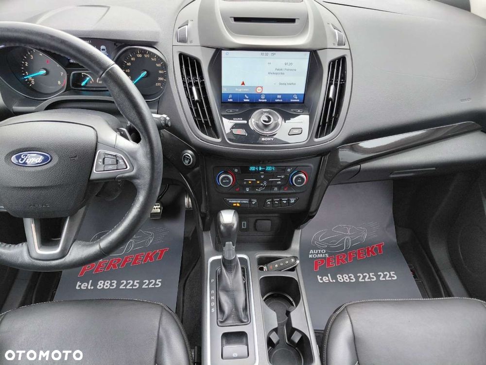 Ford Kuga - 22