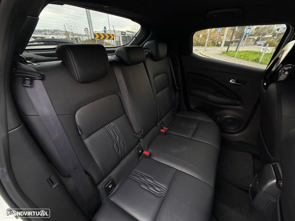 Nissan Juke 1.0 DIG-T Tekna Two Tone DCT - 44