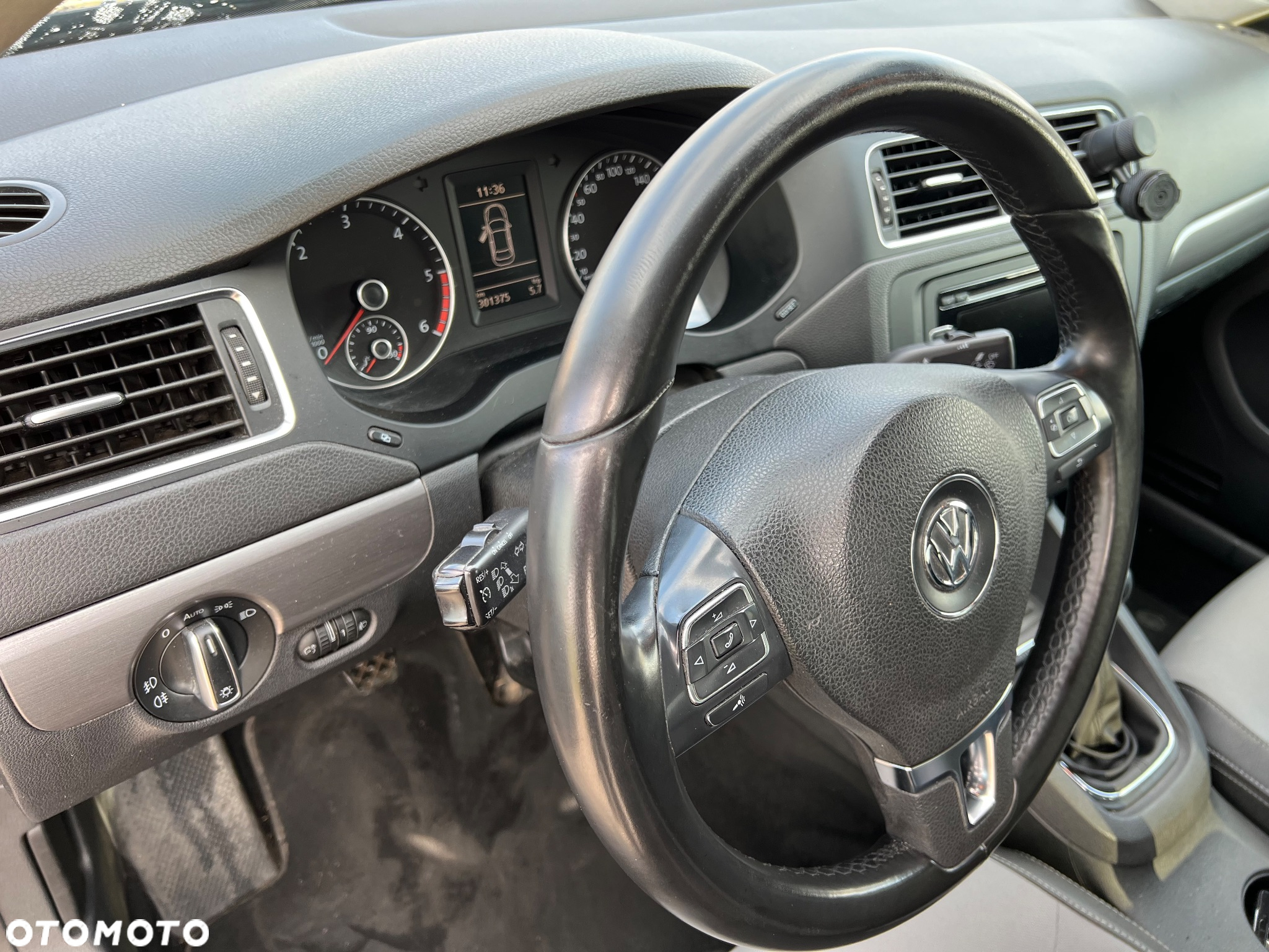 Volkswagen Jetta 2.0 TDI DPF Comfortline - 12