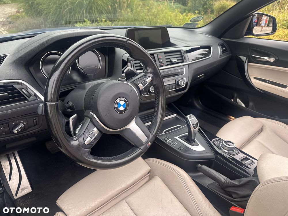 BMW Seria 2 220i - 10