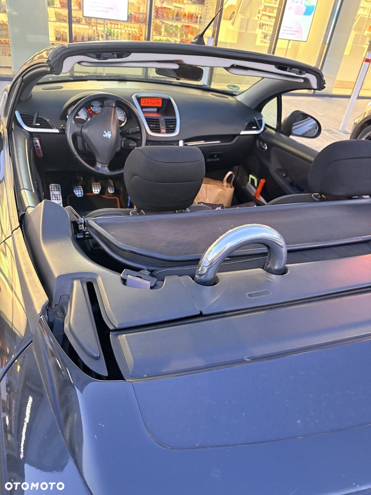 Peugeot 207 CC - 14