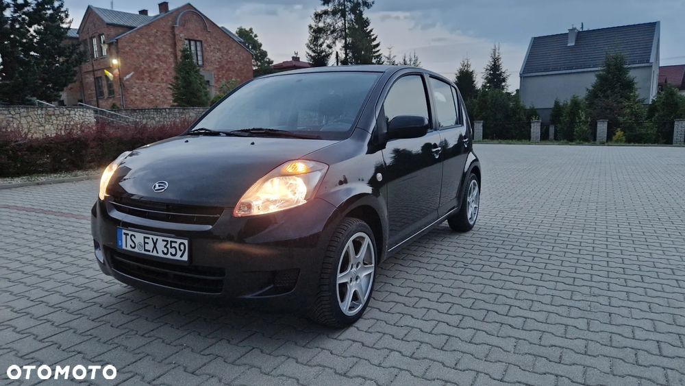 Daihatsu Sirion 1.3 - 22