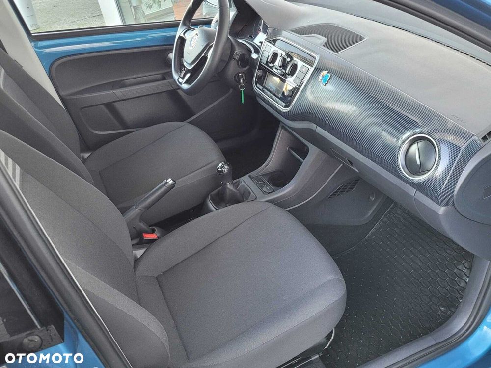 Volkswagen up! 1.0 move - 11