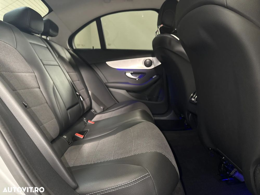 Mercedes-Benz C 300 d e Aut. - 13
