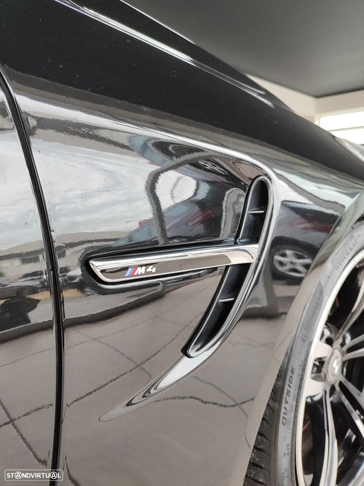 BMW M4 Auto - 25