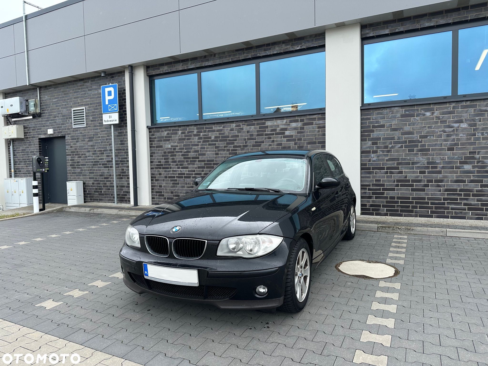 BMW Seria 1 118i - 1