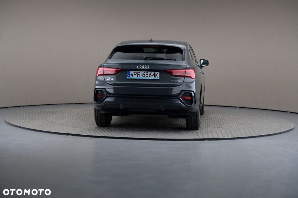 Audi Q3 Sportback - 5