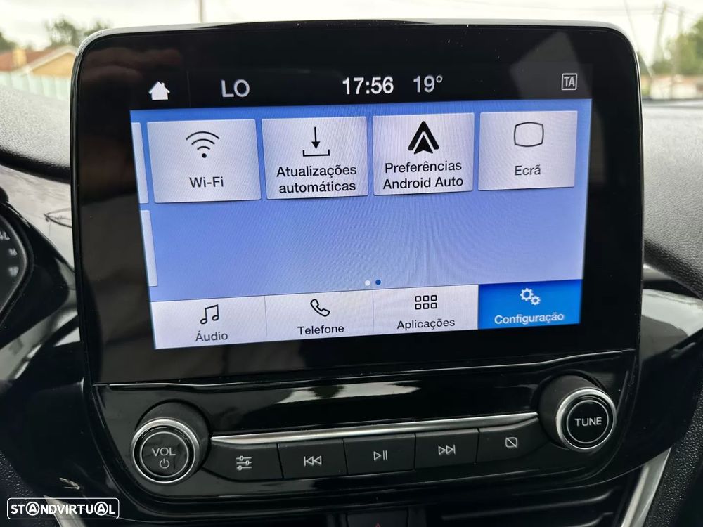 Ford Fiesta 1.0 EcoBoost Hybrid S&S TITANIUM - 39