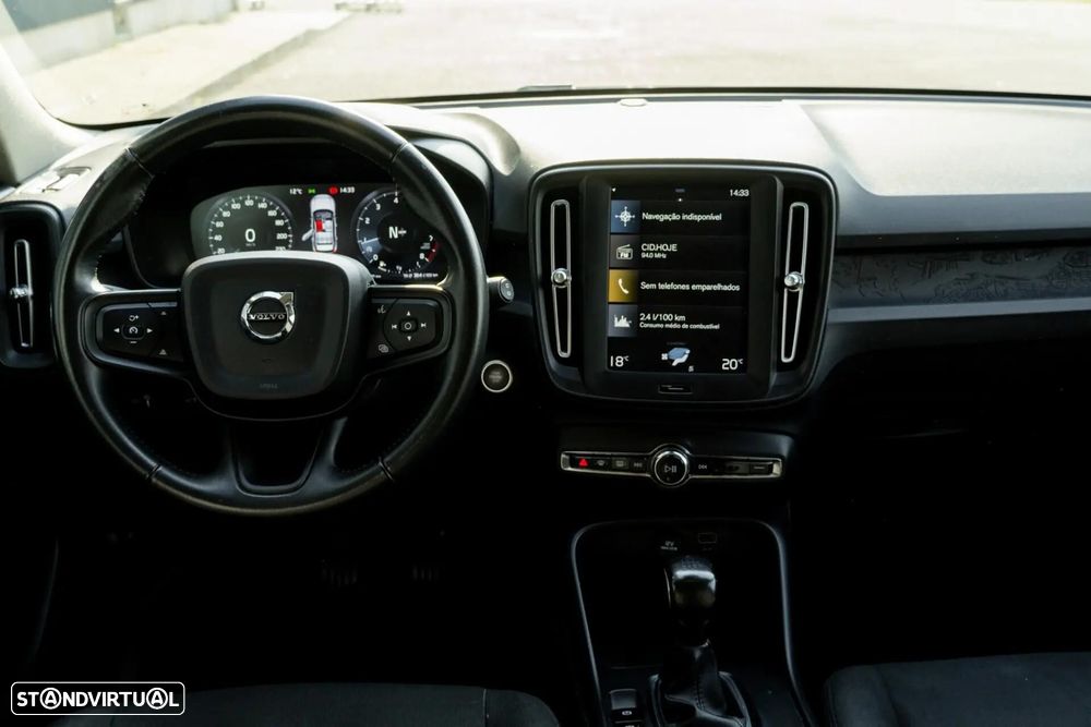 Volvo XC 40 2.0 D3 - 8