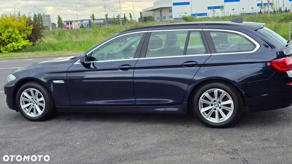 BMW Seria 5 520d - 31
