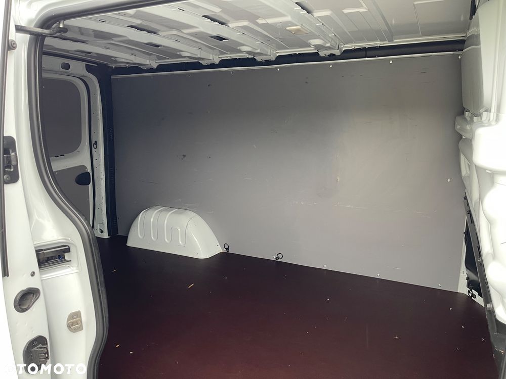 Renault Trafic - 19