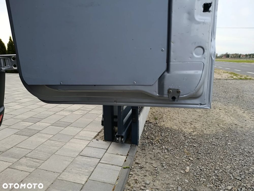 Volkswagen Crafter - 11