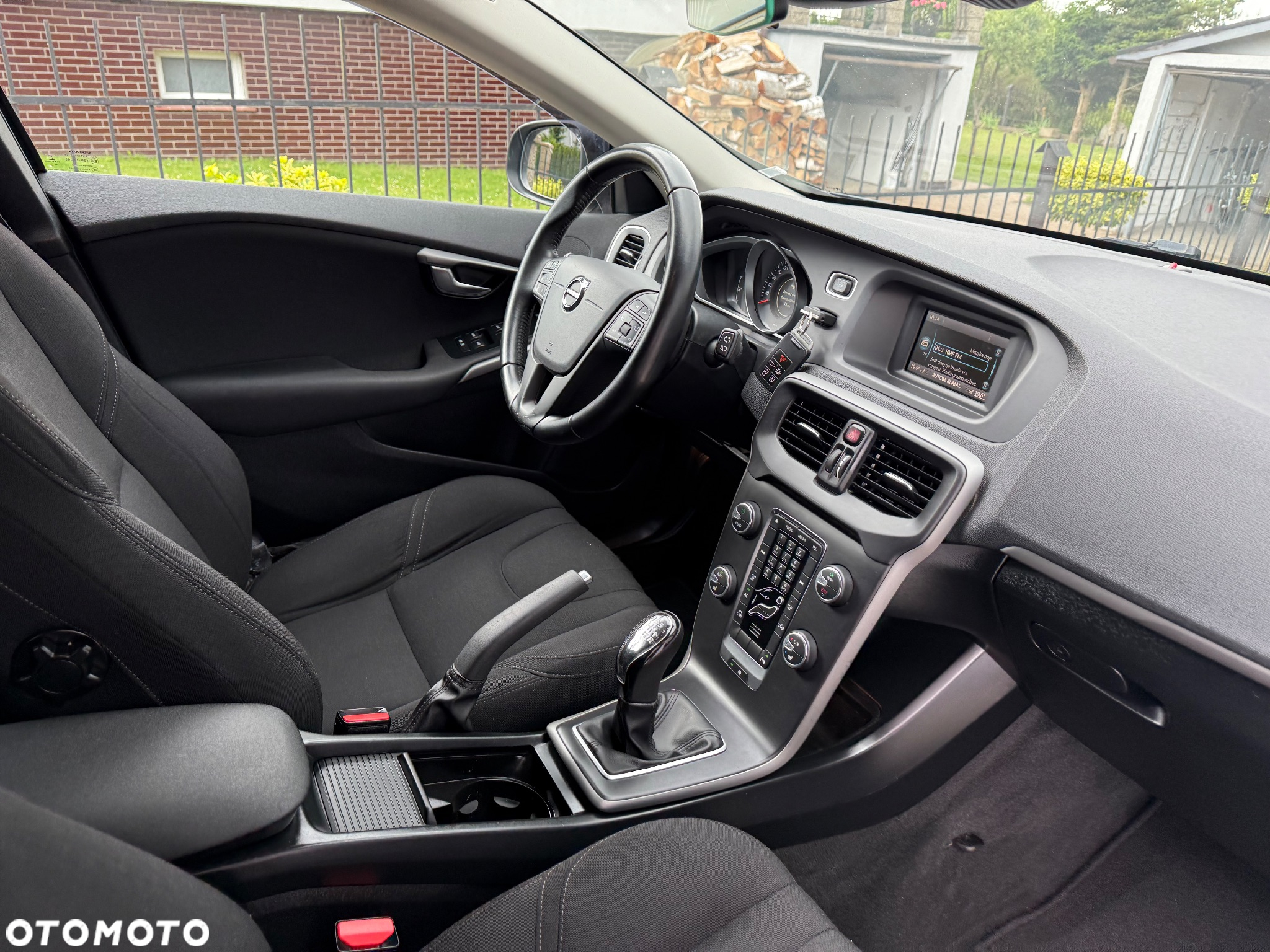 Volvo V40 D2 Drive-E Momentum - 15
