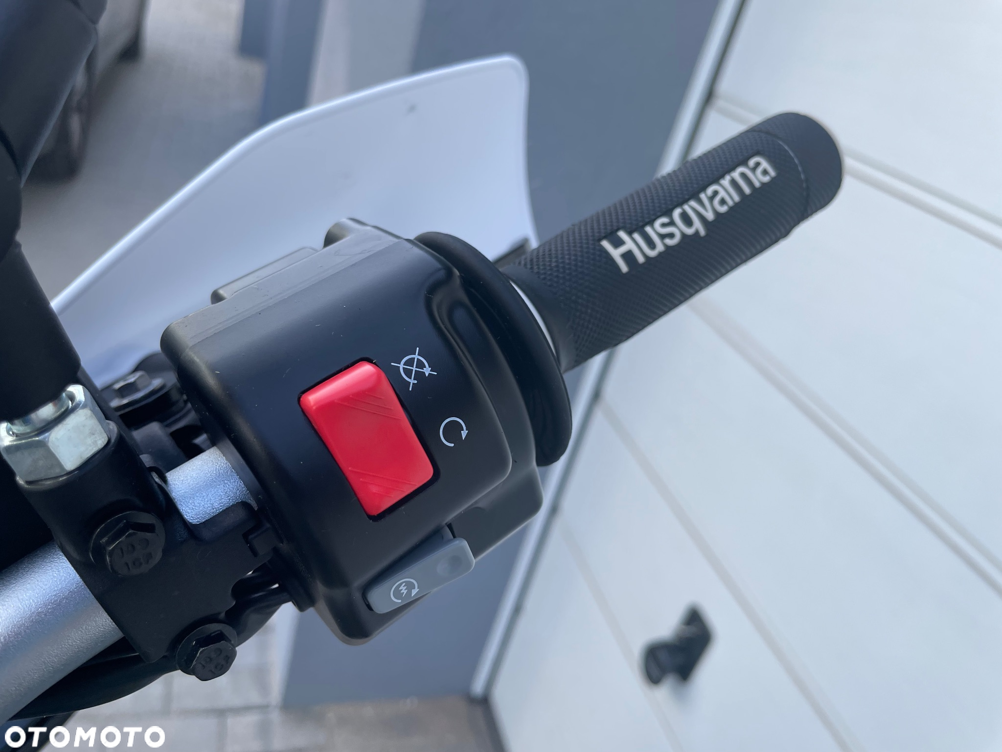 Husqvarna 701 - 6