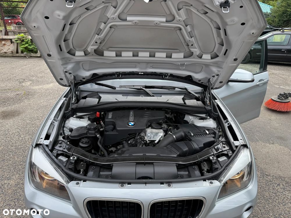 BMW X1 xDrive20i - 20