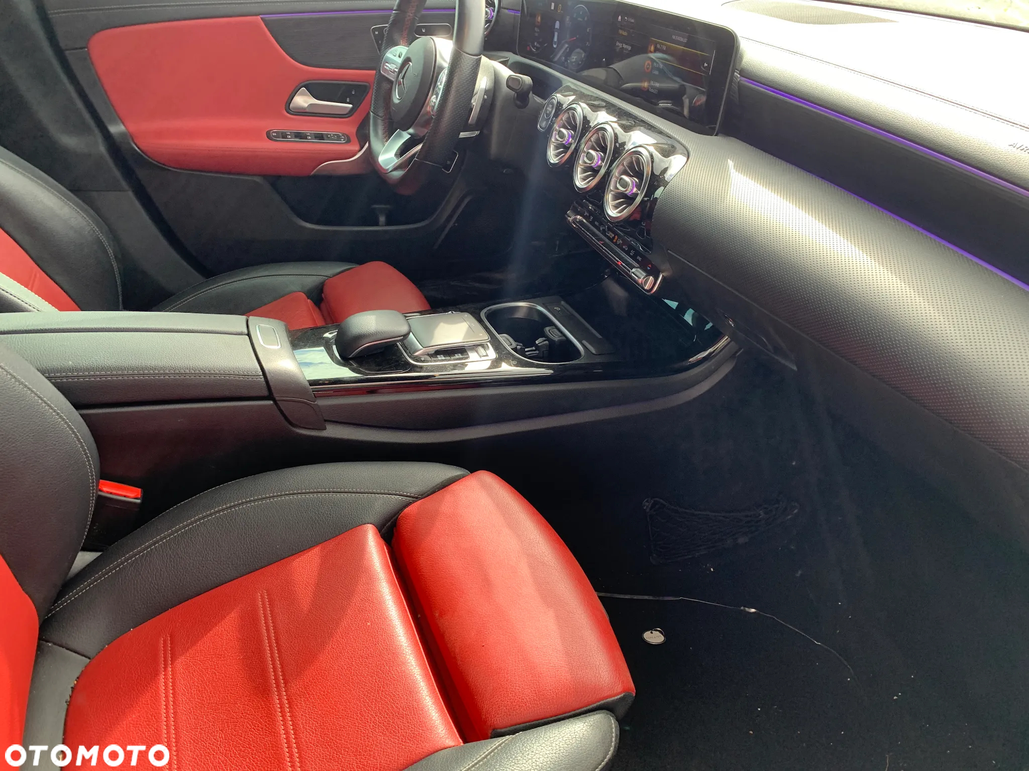 Mercedes-Benz CLA 250 4-Matic 7G-DCT - 22