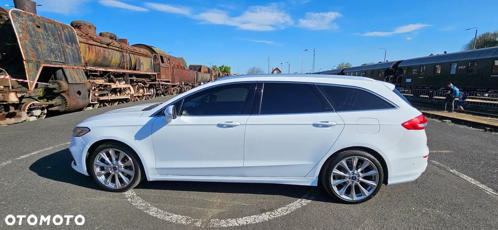 Ford Mondeo - 17