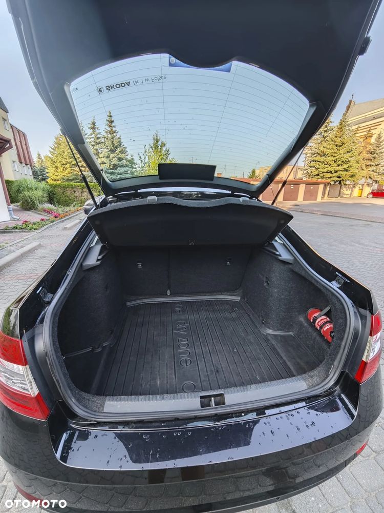 Skoda Octavia 1.6 TDI Active - 10