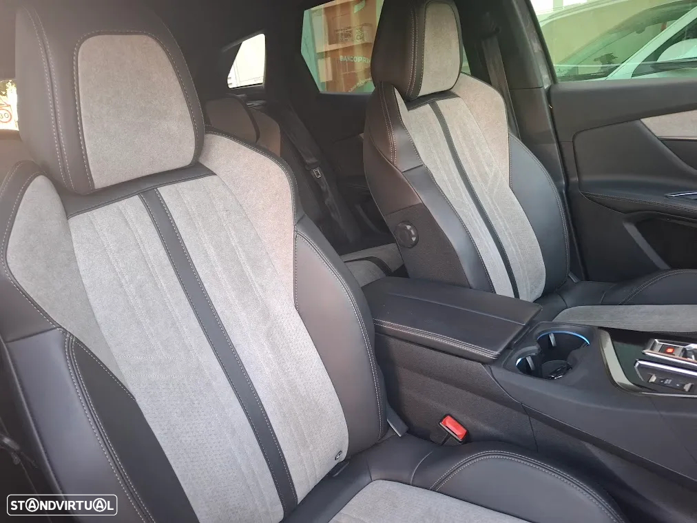 Peugeot 3008 1.6 Hybrid GT Line e-EAT8 - 43
