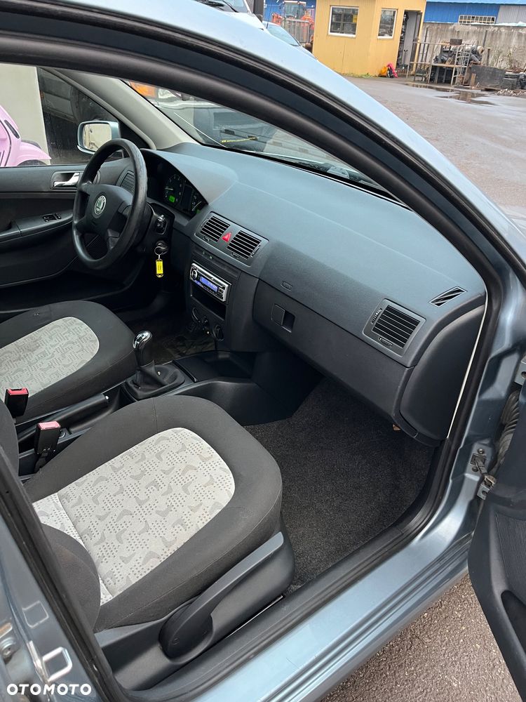 Skoda Fabia 1.4 16V Excellent - 8