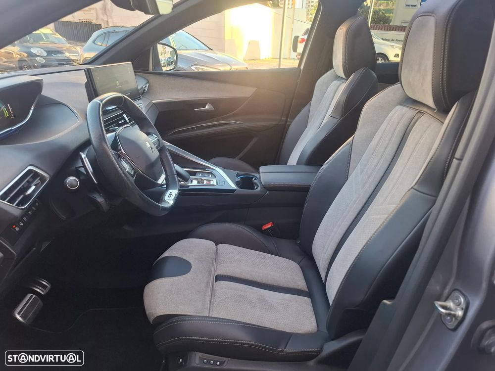 Peugeot 3008 1.6 Hybrid4 GT Pack e-EAT8 - 33