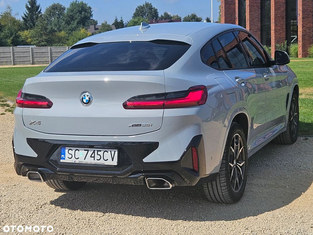 BMW X4 - 10