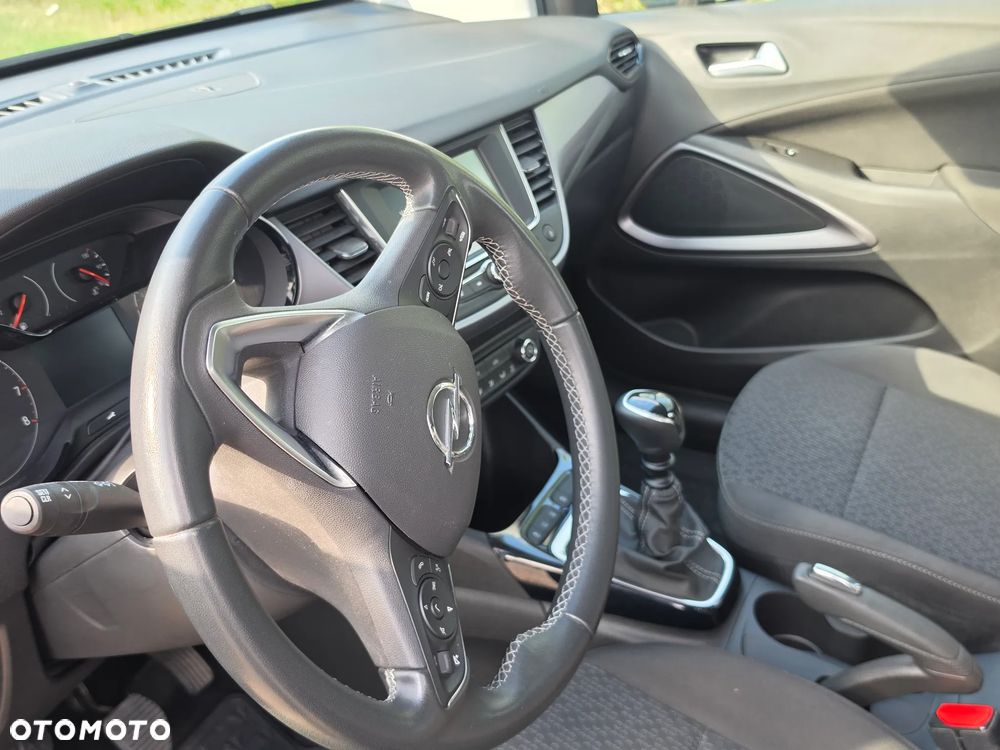 Opel Crossland X - 2