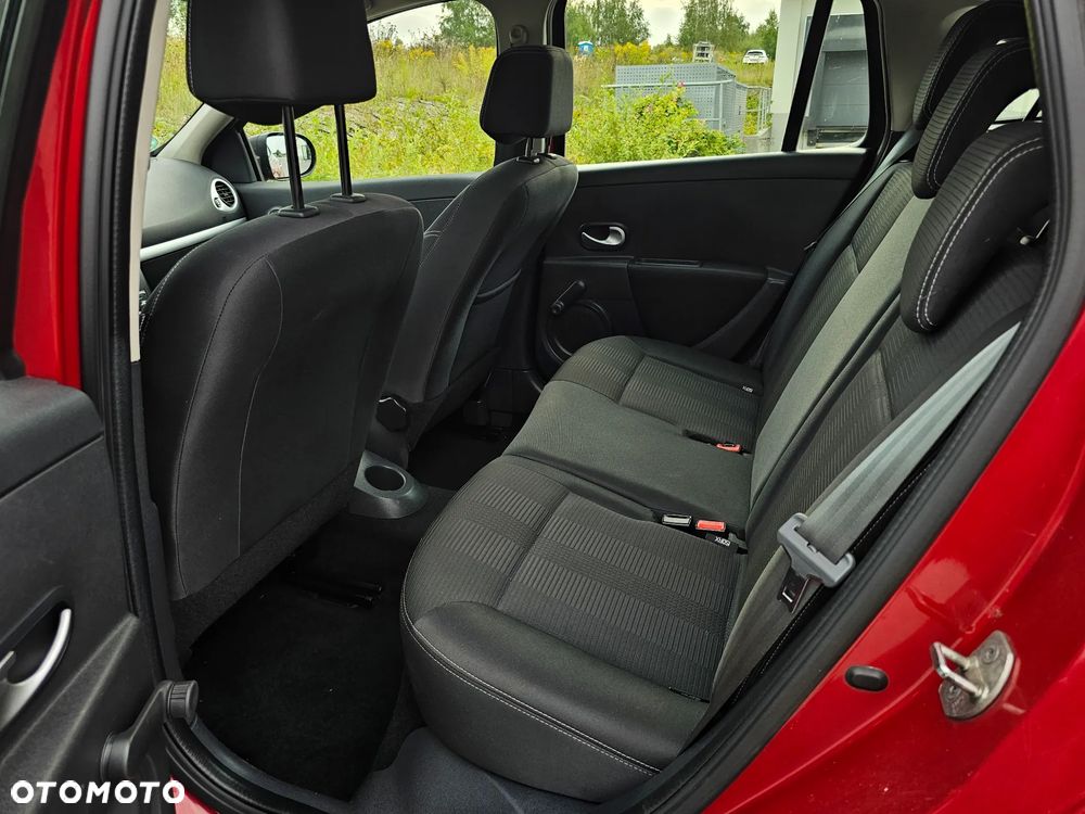 Renault Clio 1.2 16V Grandtour Dynamique - 11