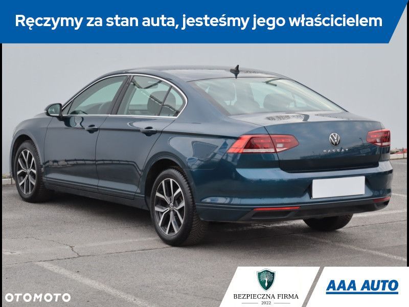 Volkswagen Passat - 6