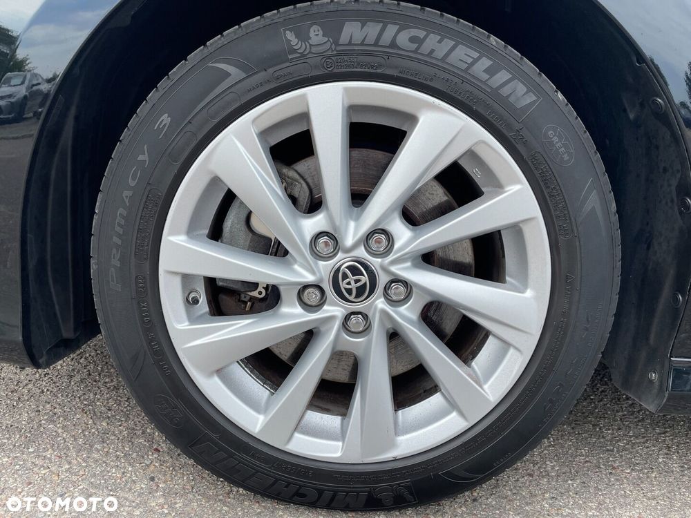 Toyota Camry 2.5 Hybrid Comfort CVT - 17