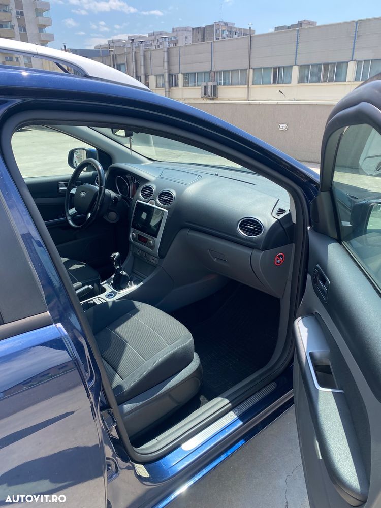 Ford Focus 1.6 TDCI DPF Titanium - 7