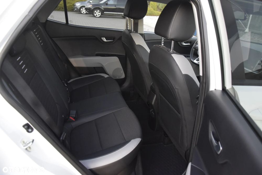 Kia Stonic 1.0 T-GDI M DCT - 13