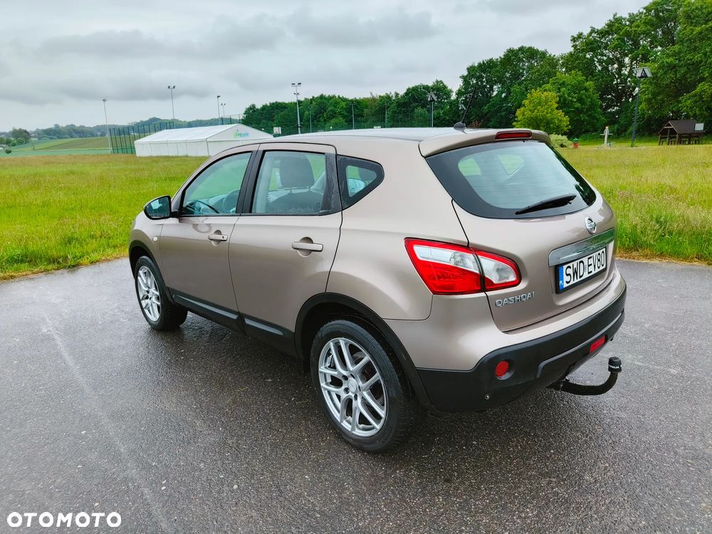Nissan Qashqai 2.0 4x4 Acenta CVT - 2