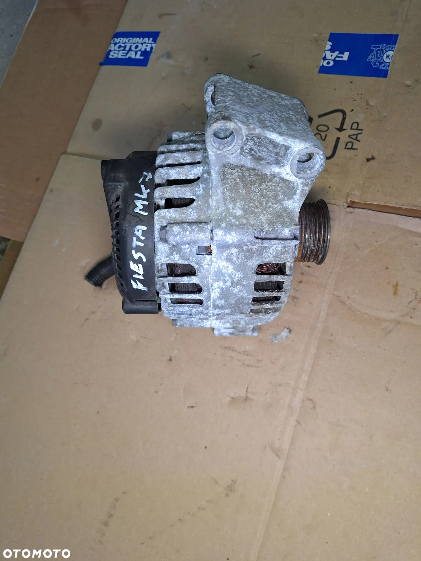 Ford Fiesta MK7 Fokus MK3 1.6 alternator Valeo 120A AV6N-10300-HA - 3