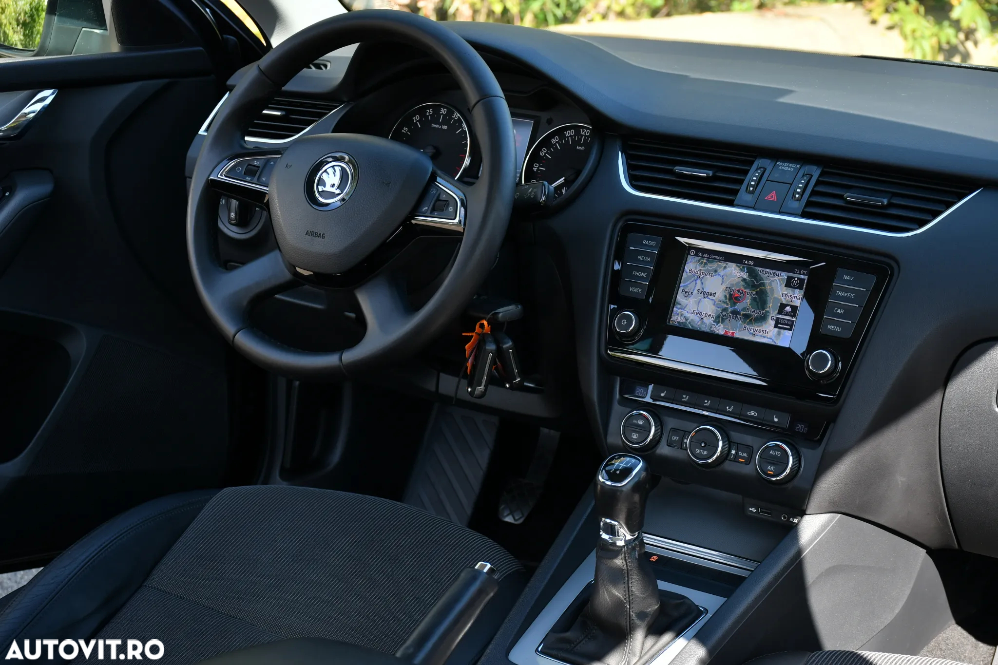 Skoda Octavia 1.6 TDI Green tec Ambition - 6