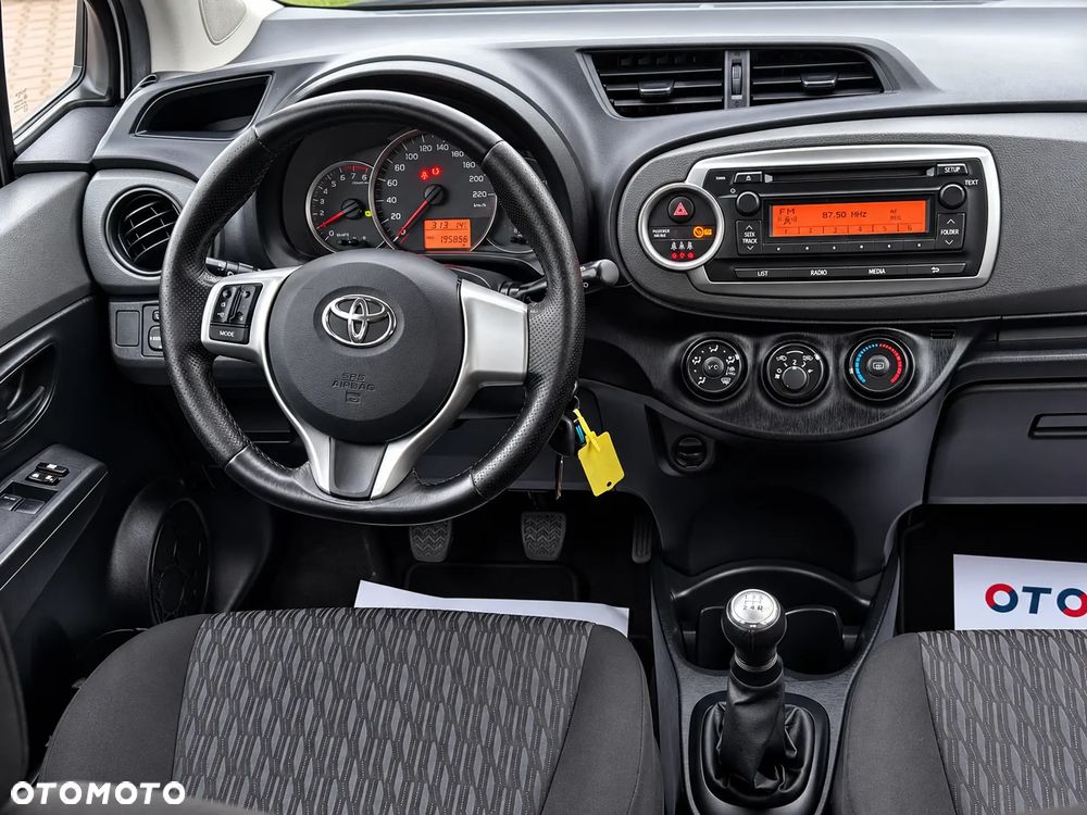 Toyota Yaris 1.0 VVT-i Trend - 8