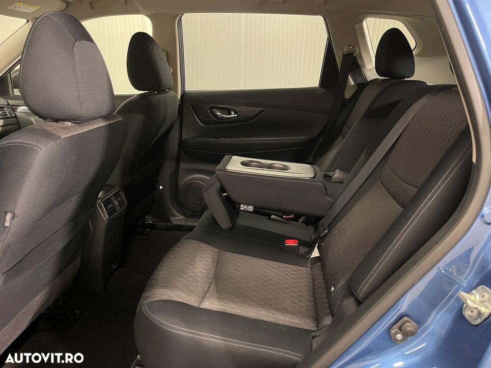 Nissan X-Trail 1.7 dCi ALL-MODE 4x4i Xtronic Acenta - 11