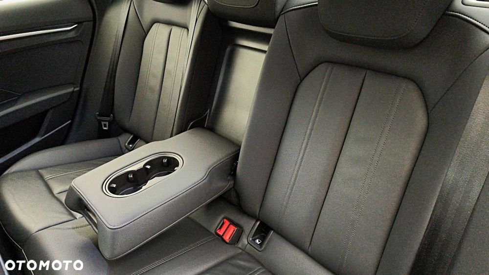 Audi A3 Limousine 35 TFSI mHEV S tronic - 13