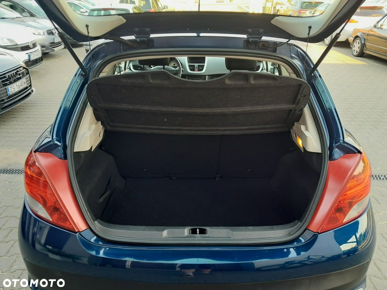 Peugeot 207 1.4 Trendy - 19