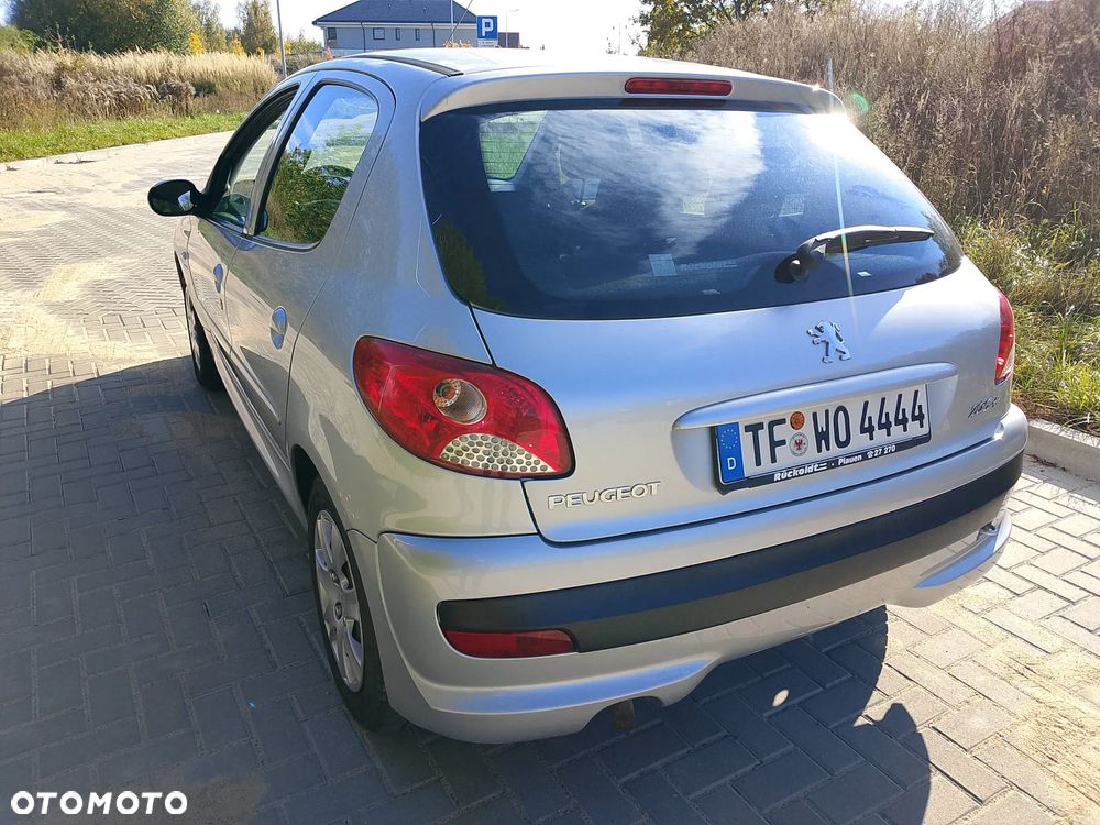 Peugeot 206 plus - 9