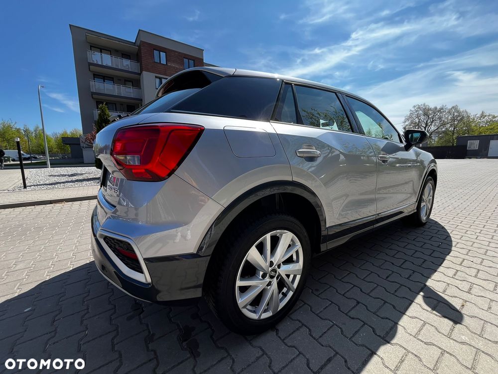 Audi Q2 35 TFSI S tronic design - 4
