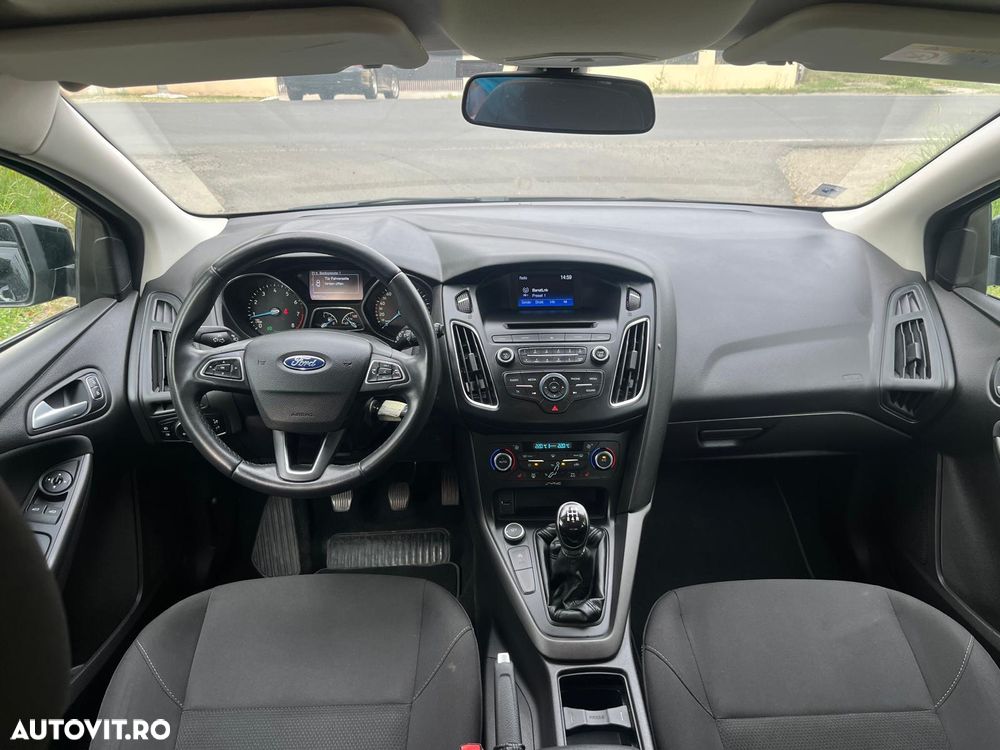 Ford Focus 1.0 EcoBoost Active - 12